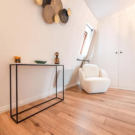 Cia - Champs Elysees Bright 4p * Paříž