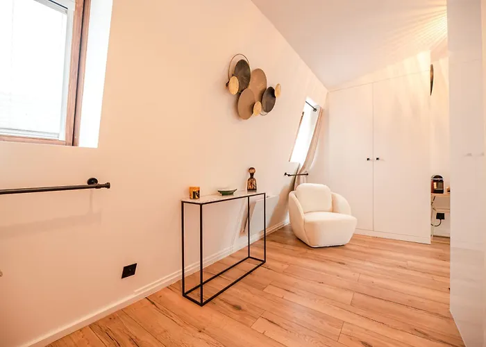 Cia - Champs Elysees Bright 4p Paris